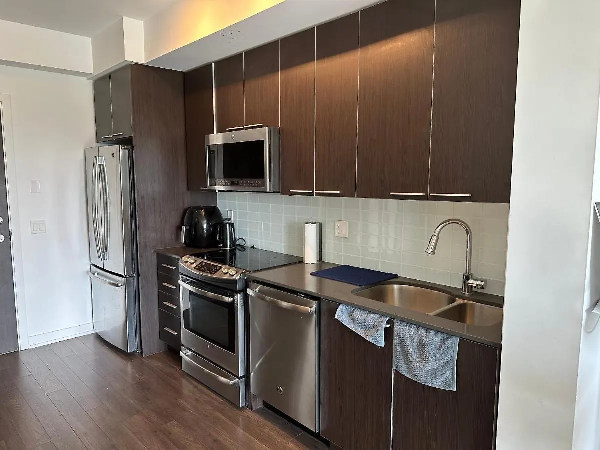 1 Bedroom Condo Toronto 0*,